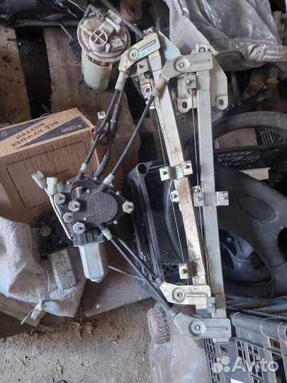 Стеклоподъёмник правый ваз 2109- 2115