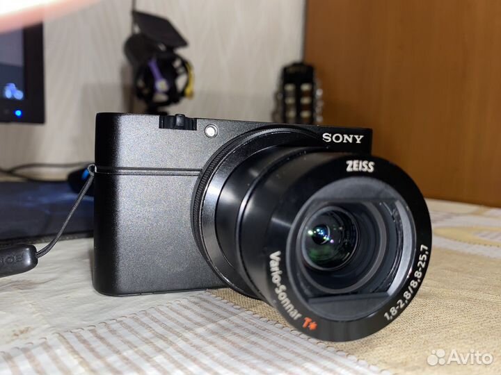 Компактный фотоаппарат sony cyber shot