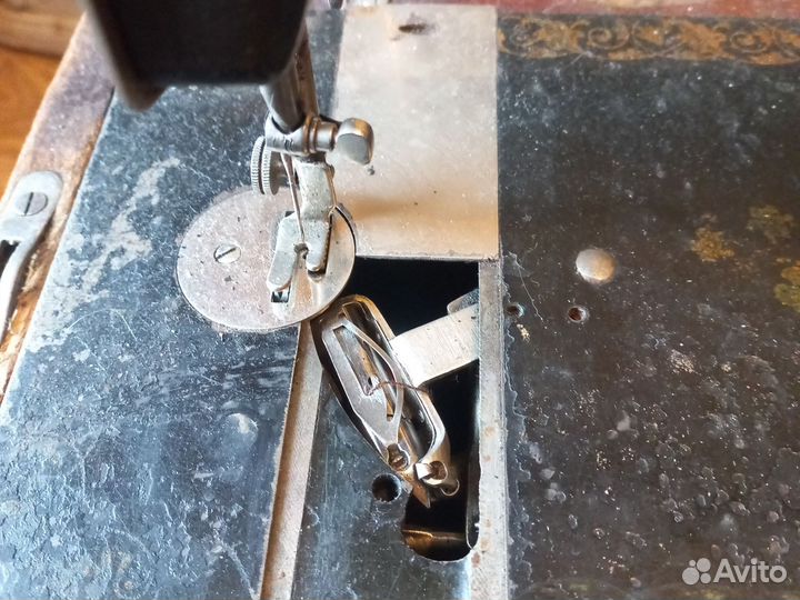 Швейная машина ручная бу