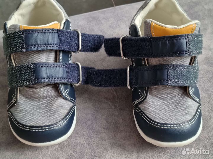 Кроссовки детские geox 22 размер