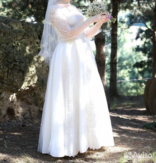 Свадебное платье