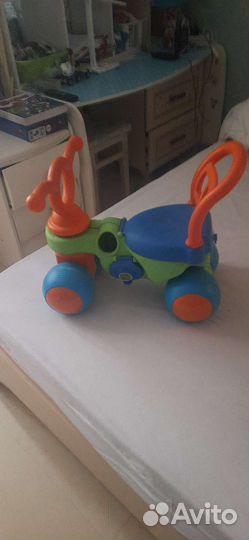 Машинка, мотоцыкл каталка