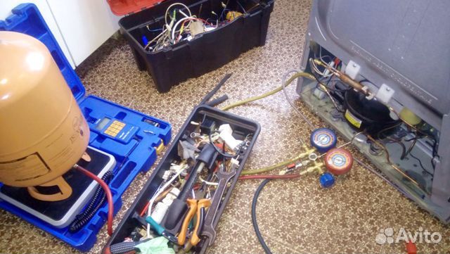 Ремонт стиральных машин Холодильников и Посудомоек