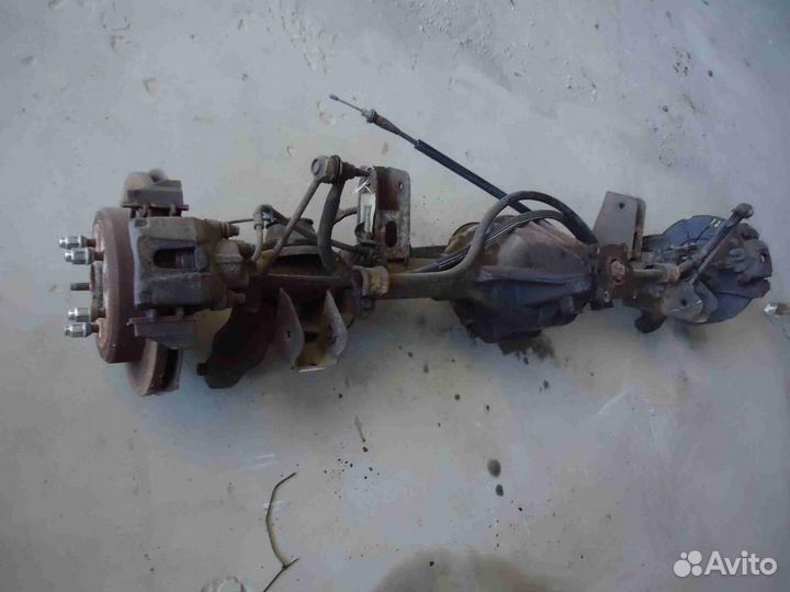 Мост задний Jeep Commander