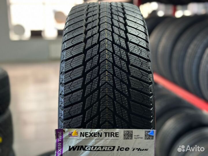 Nexen Winguard Ice Plus 215/60 R17 96T