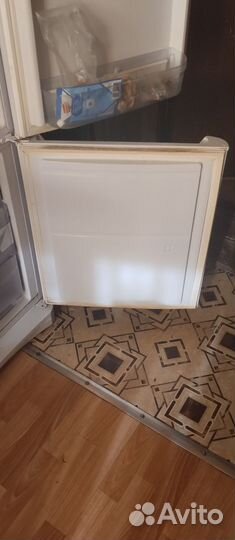 Холодильник бу indesit
