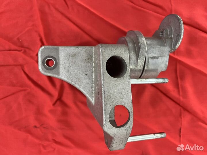 Натяжитель с кронштейном тагаз vega c 100