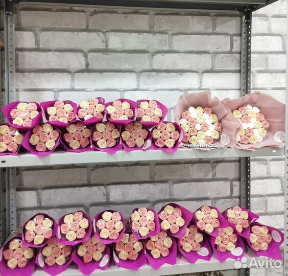 Букет из шоколадных роз