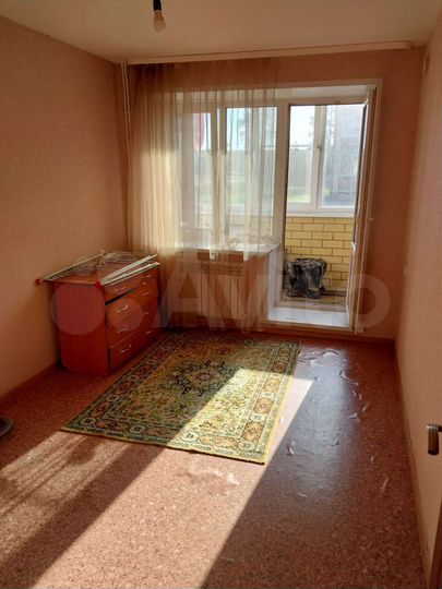 2-к. квартира, 42 м², 1/3 эт.