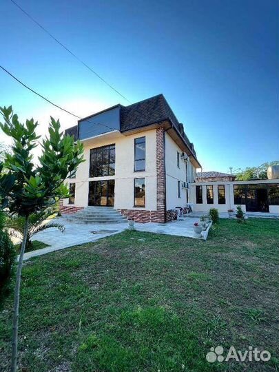 Абхазия. Гудаута. Гостевой дом Азалия