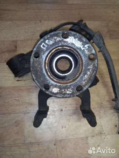 Кулак поворотный задний правый Audi A6 C5