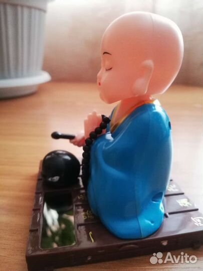 Маятник на солнечной батарее 