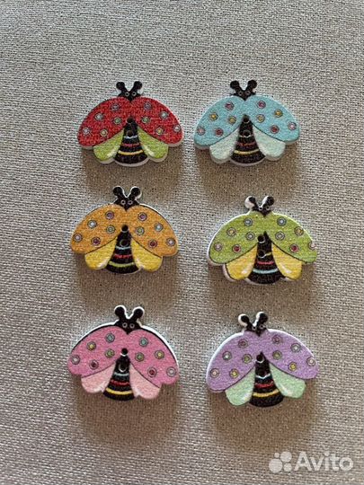 Пуговицы Бабочка деревянные 39 штук