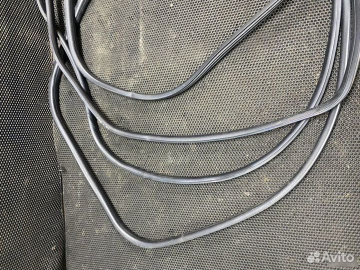 Уплотнители дверных проемов Hyundai Getz 2002-2005