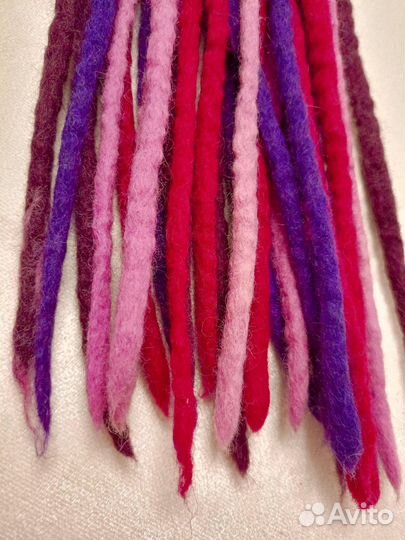 Войлочные дреды на резинке