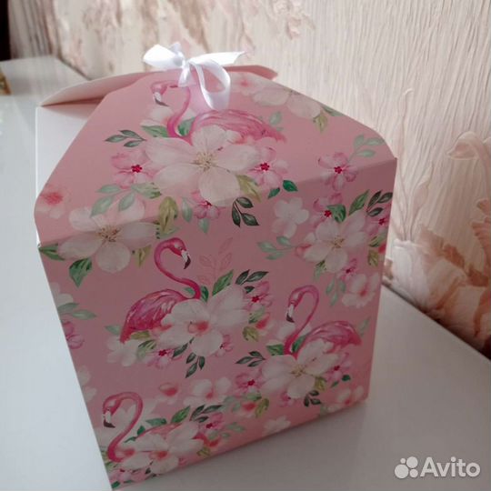 Коробка подарочная