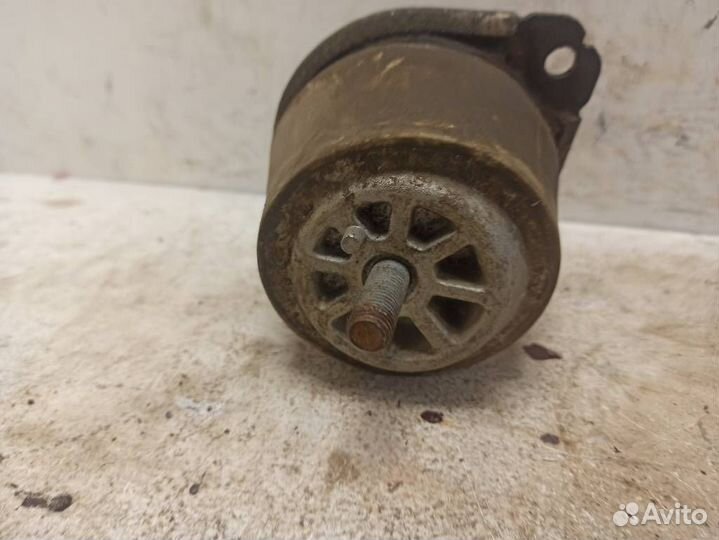 Подушка двигателя Ауди Q7 4L