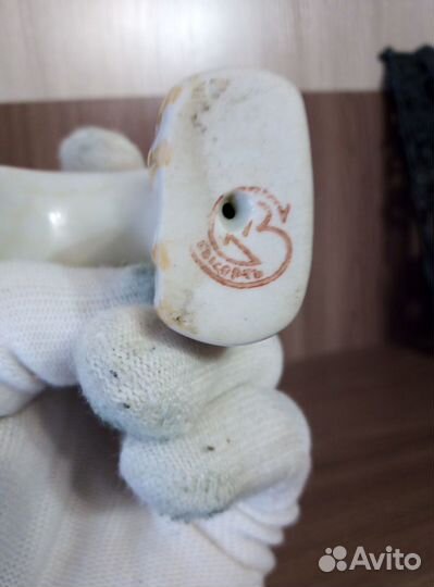 Статуэтка Фарфор СССР Теленок, Бычок.Сысерть 1960е