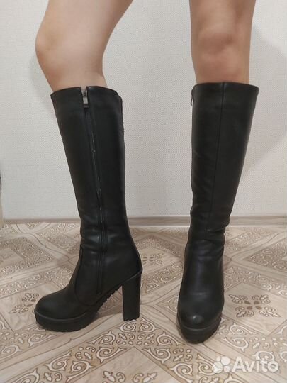 Продам зимние сапоги