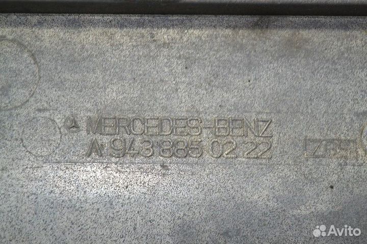 Накладка переднего бампера, левая mercedes-benz Ac