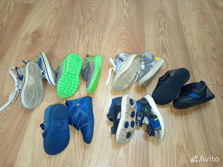 Большой пакет обуви для мальчика 20 21 22