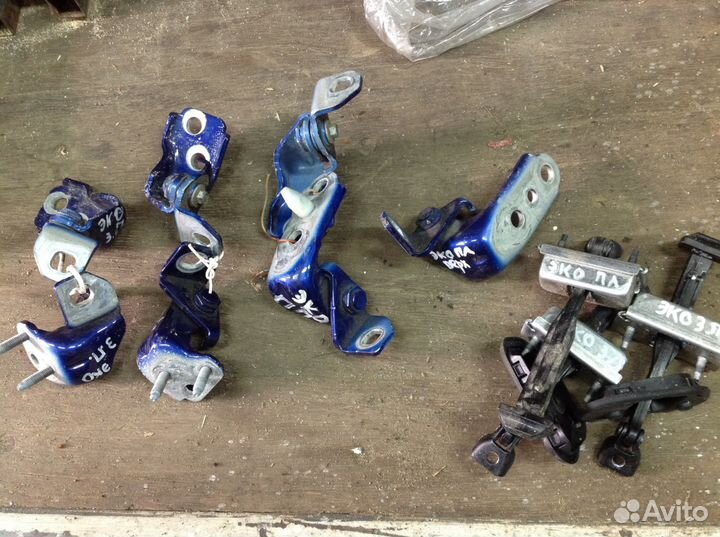 Петли ограничители форд Экоспорт