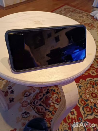 Чехол на телефон