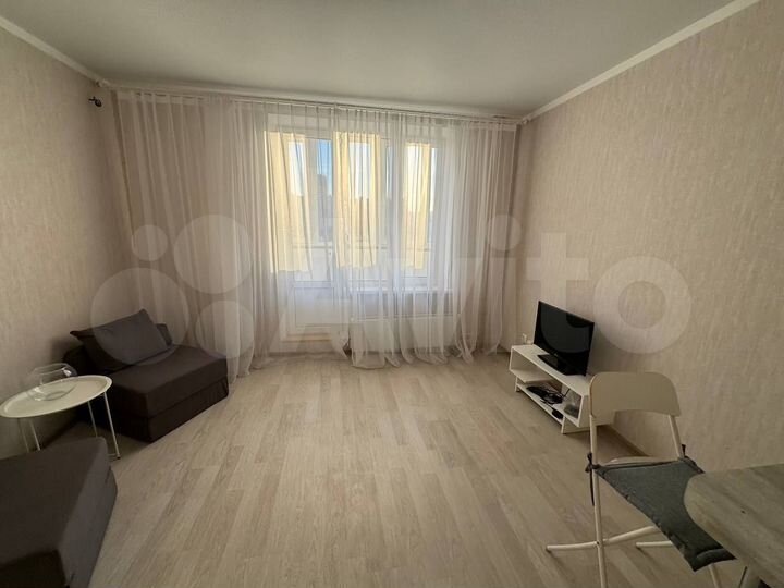 2-к. квартира, 40 м², 3/21 эт.