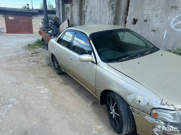 Toyota Carina 1.8 AT, 1995, 400 000 км