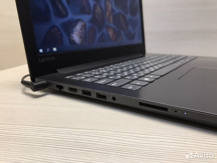 Современный тонкий ноутбук Lenovo SSD480/8gb