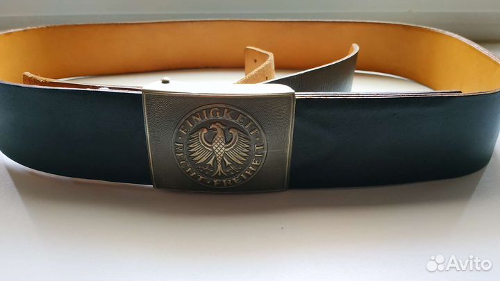 Мужской кожаный ремень