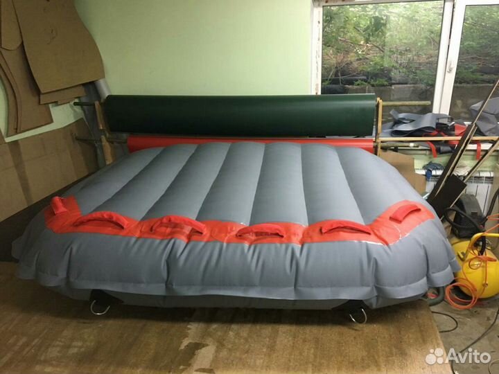 Водный банан