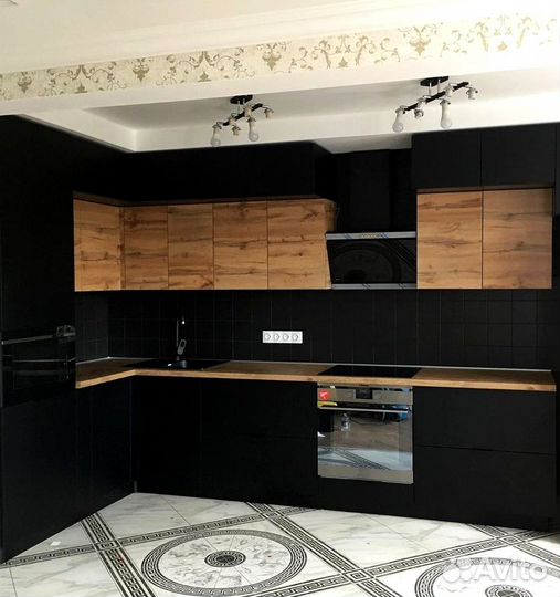 Кухонный гарнитур в стиле модерн