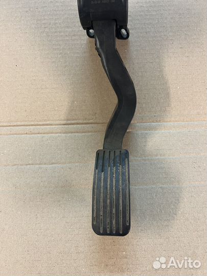 Педаль акселератора(газа) Peugeot 308