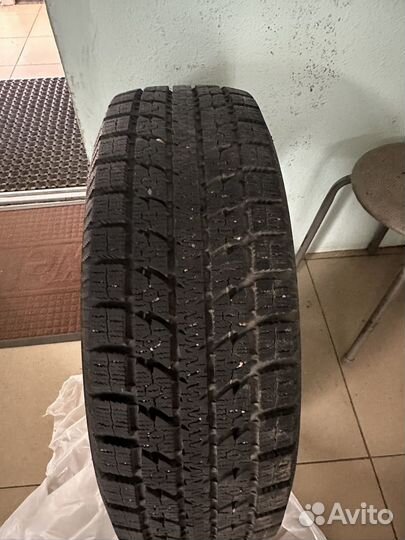 Toyo Observe GSi-5 235/65 R18