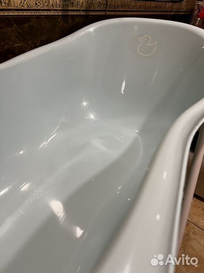 Ванночка для купания с подставкой