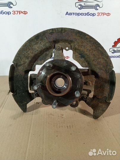 Кулак поворотный передний Volvo S40