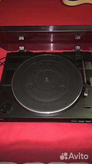Виниловый проигрыватель Sony PS-LX300USB