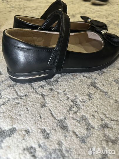 Туфли для девочки 33