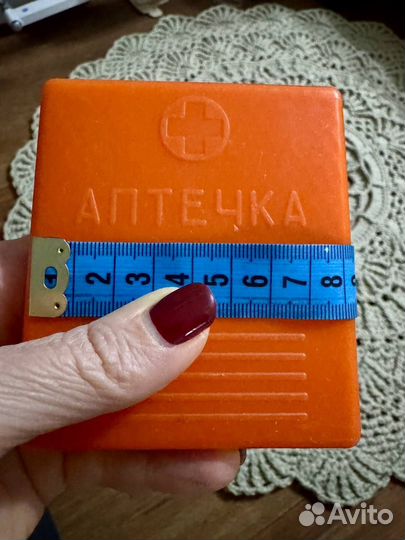 Пустая коробка от аптечки