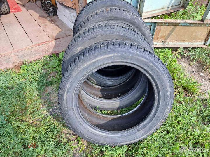 Kumho 722 215/55 R17 19B
