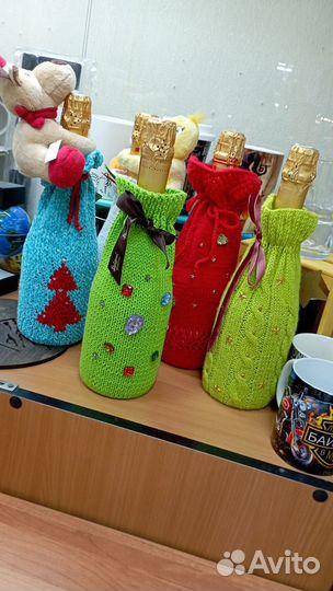 Вязаный подарочный чехол на бутылку