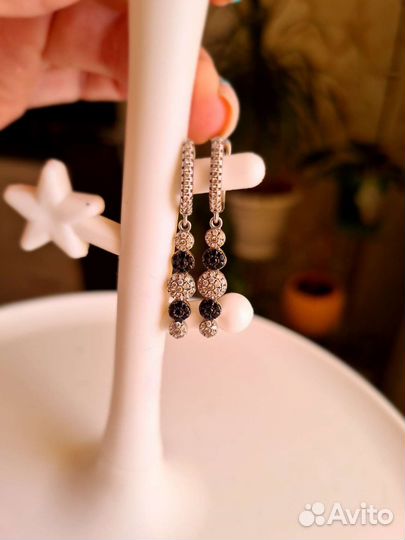 Серьги с фианитами