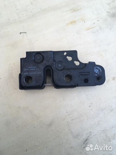 Замок капота VW Jetta 5, Golf 5