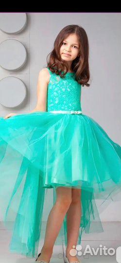 Продам платье для девочки