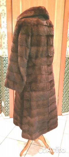 Пальто (шуба) норка орех поперечка
