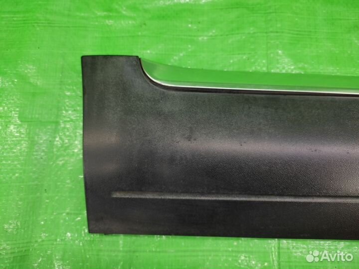 Накладка з/п двери + хром Touareg/Cayenne 02-10
