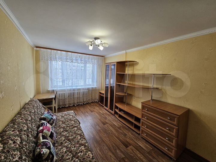 2-к. квартира, 49 м², 3/9 эт.