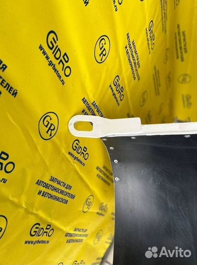 Пластиковый лоток автобетоносмесителя