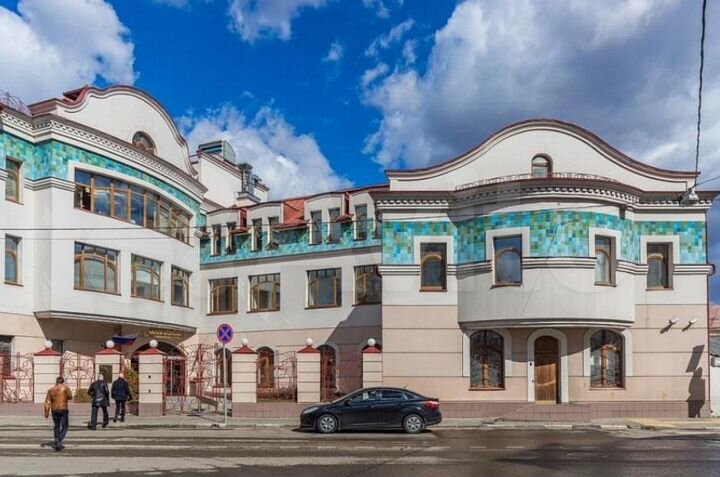 Здание на Гончарной 15, 3300 м²